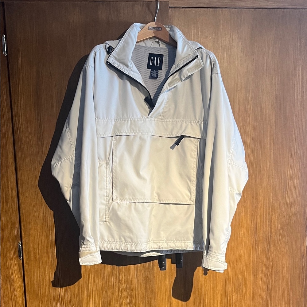 GAP Men's S Light Beige Hooded Windbreaker Pullover